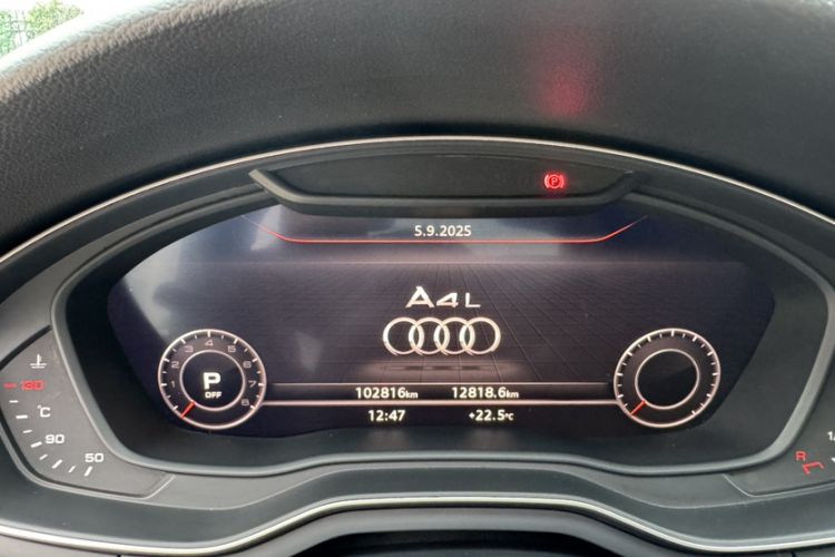 Used Audi A4L 2018 30th Anniversary Edition 40 TFSI Fashion Model
