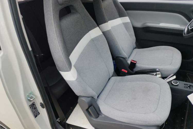 Used Wuling Hongguang MINIEV 2022 Macaron Premium Model – Lithium Iron Phosphate
