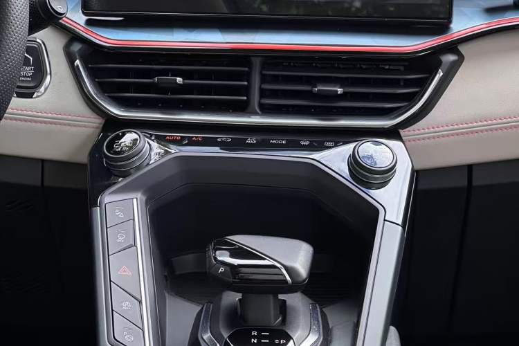 Used Lynk & Co 06 2023 Remix 1.5T YAO Halo
