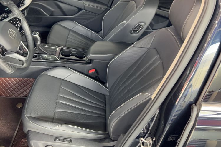 Used Volkswagen Passat 2024 330TSI Elite Edition
