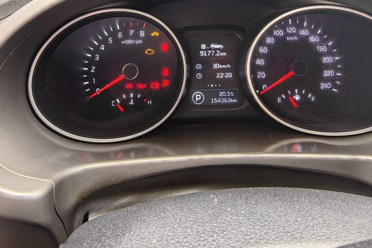 Used Kia Sportage R 2015 2.0L Automatic Two-Wheel Drive DLX Model