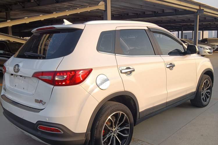 Used FAW Senya R7 2017 1.6L Manual Luxury Model
