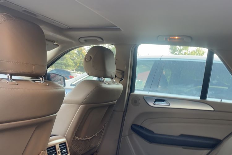 Used Mercedes-Benz M-Class 2014 ML 320 4MATIC