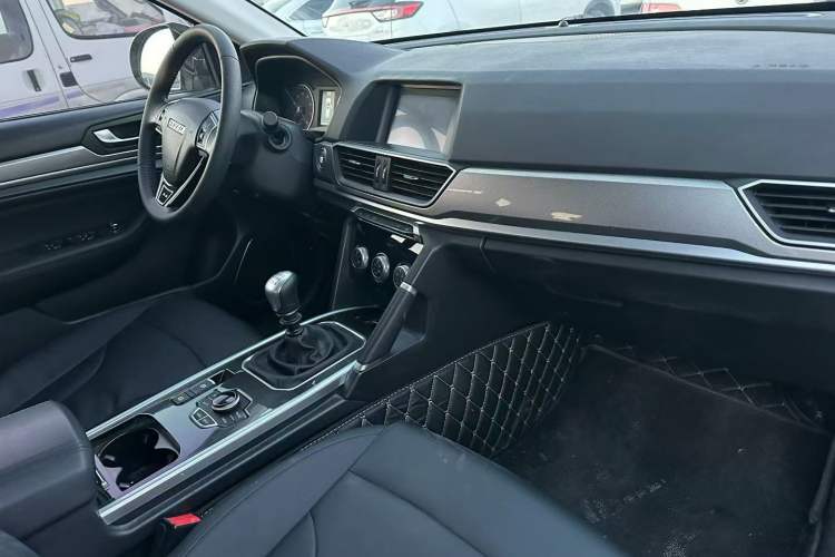 Used Haval H6 2018 Sport Edition 1.5T Manual Two-Wheel Drive Elite Model China V Standard