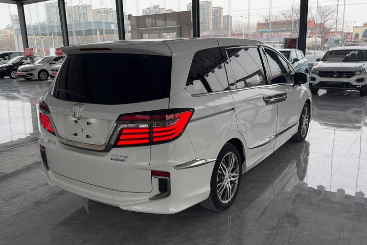 Used Honda Elysion 2019 2.0L Hybrid Luxury Edition
