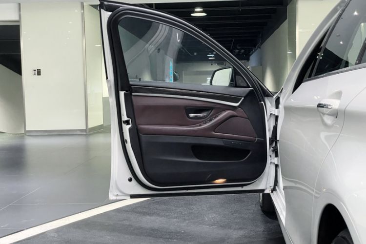 Used BMW 5 Series 2017 525Li Luxury Design Package