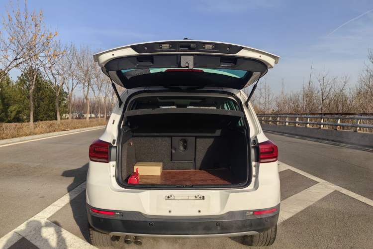 Used Volkswagen Tiguan 2013 2.0 TSI Automatic All-Wheel-Drive Flagship Edition