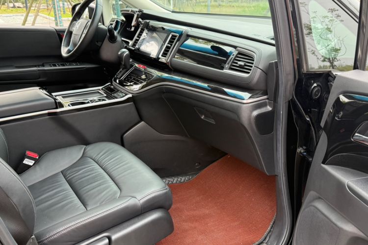 Used Honda Elysion 2019 2.0L Hybrid Supreme Edition
