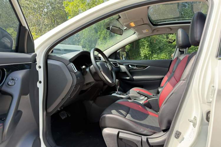 Used Nissan Qashqai 2016 2.0L CVT Luxury Edition
