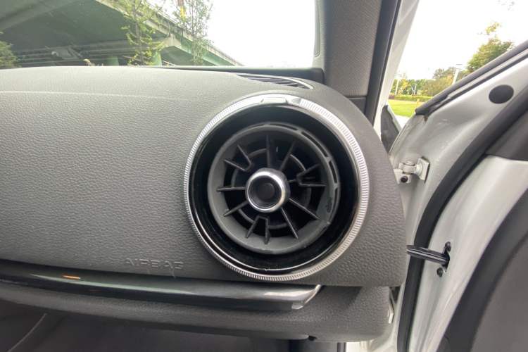 Used Audi A3 2019 Limousine 35 TFSI Fashion Edition China V standard
