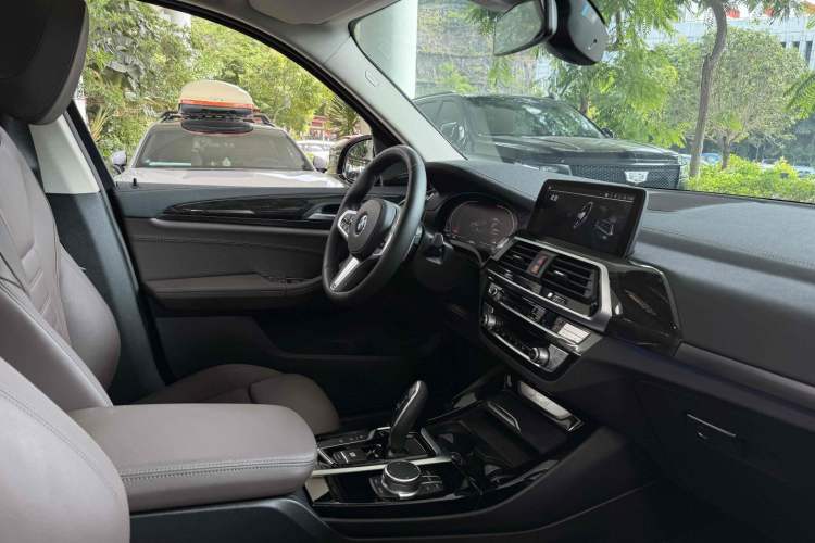 Used BMW X3 2021 xDrive30i Luxury Model with M Sport Package
