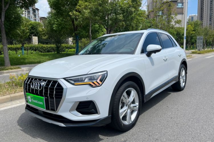 Used Audi Q3 2020 35 TFSI Fashionable and Elegant Model
