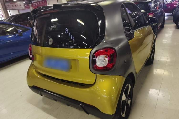 Used  fortwo 2018 1.0L 52kW Hardtop Passion Edition China V Standard
