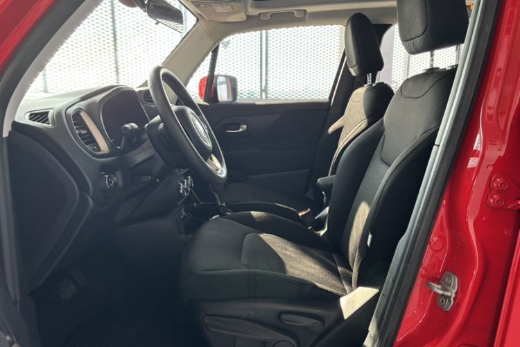 Used  Renegade 2016 1.4T Automatic Jingneng Edition
