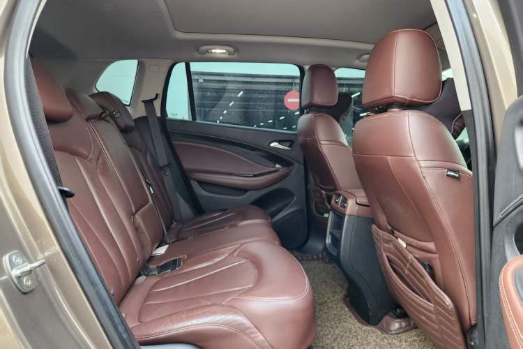 Used Buick Envision 2018 28T Four-Wheel Drive Luxury Model
