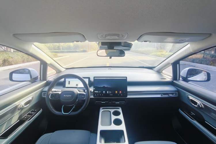 Used AION Y 2023 Plus 510 Enjoy Edition
