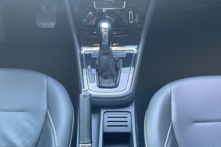 Used Volkswagen Bora 2016 1.6L Automatic Comfort Model
