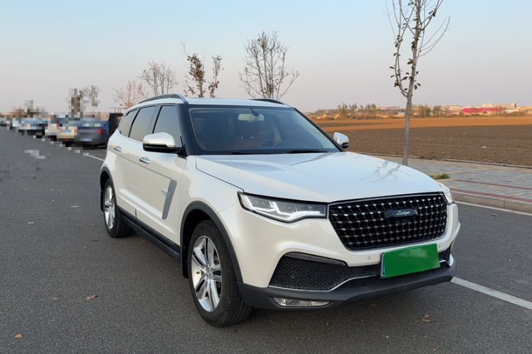 Used Zotye T700 2017 1.8T Dual-Clutch Luxury Model
