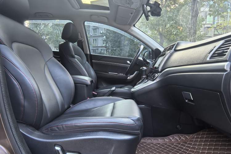 Used Haval H6 2015 Sport Edition 1.5T Automatic Two-Wheel Drive Luxury Model
