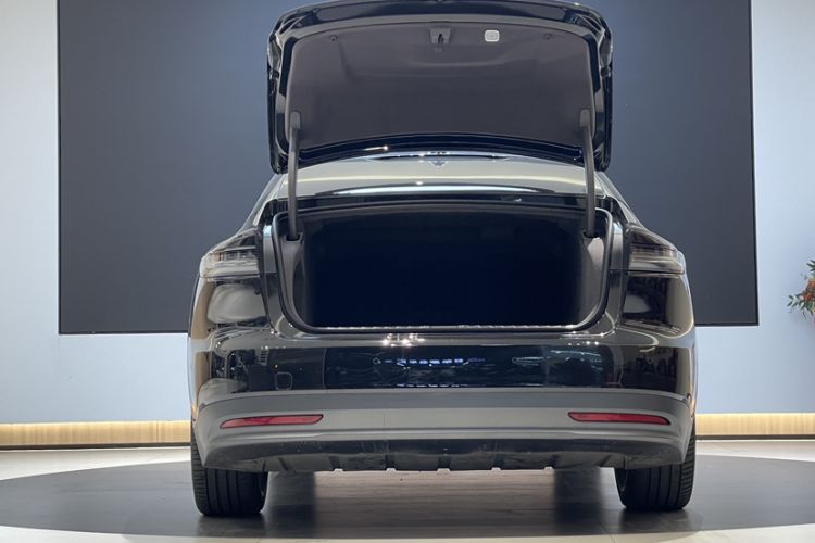 Used Nio ET7 2024 100kWh Executive Signature Edition
