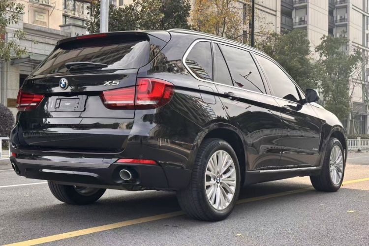 Used BMW X5 2017 xDrive28i
