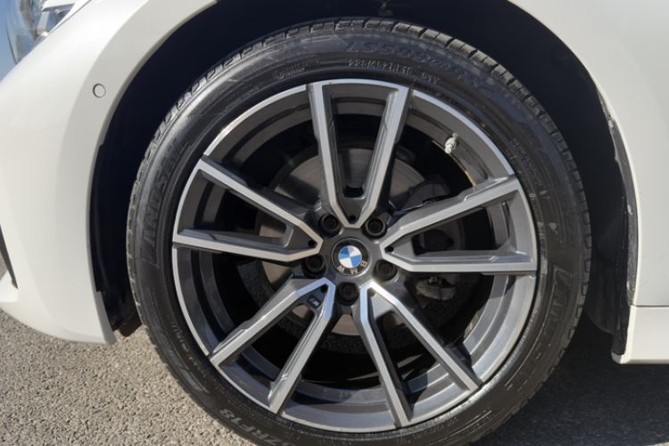 Used BMW 3 Series 2021 Restyled 325Li M Sport Package
