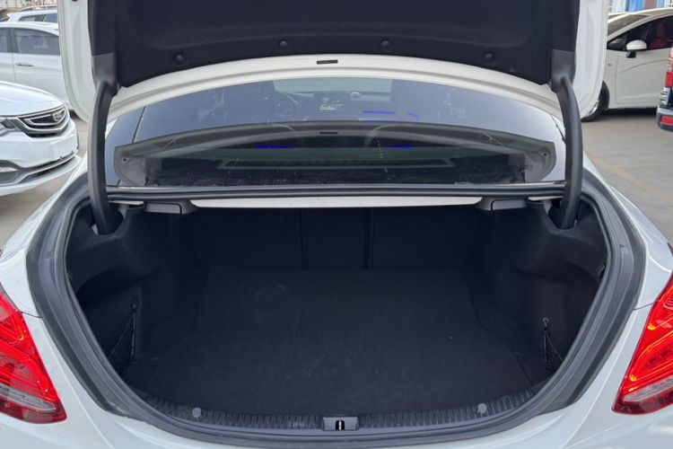 Used Mercedes-Benz C-Class 2015 C 180 L
