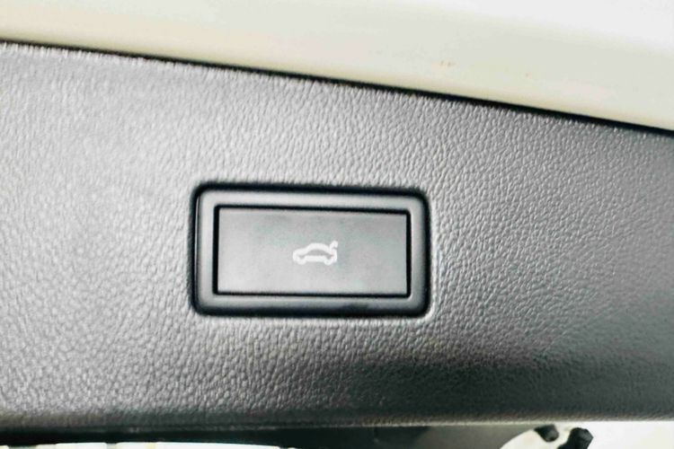 Used Volkswagen Tiguan L 2024 330TSI Automatic Two-Wheel Drive R-Line Enhanced Edition
