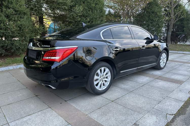 Used Buick LaCrosse 2013 2.4L SIDI Leading Comfort Version
