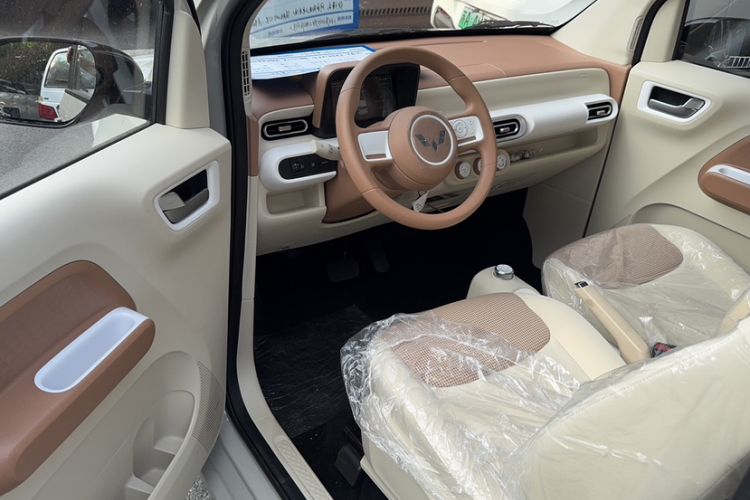 Used Wuling Hongguang MINIEV 2024 3rd Generation 215km Youth Edition
