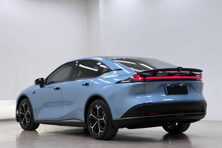 Used  L07 2024 230Max Qiankun Intelligent Driving ADS SE Range-Extended Version
