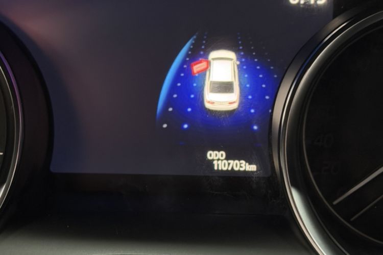 Used Toyota Camry 2019 Dual-Engine 2.5 HG Luxury Edition China V Standard
