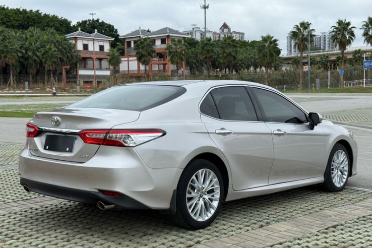 Used Toyota Camry 2019 2.5G Luxury Edition China VI Standard