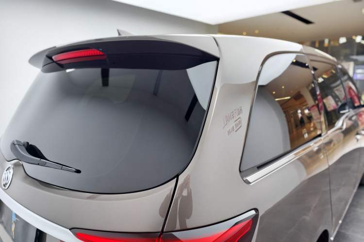 Used Buick GL8 2022 Land Business Class 652T Luxury Model
