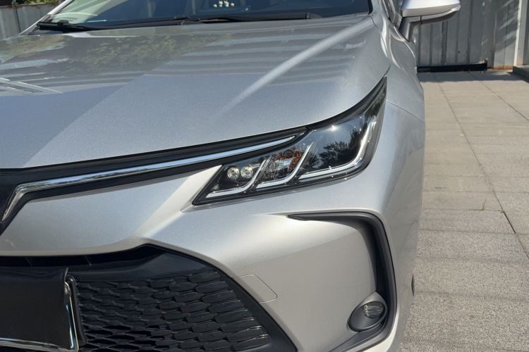 Used Toyota Corolla 2023 1.8L Smart Electric Hybrid Dual-Motor Elite Edition
