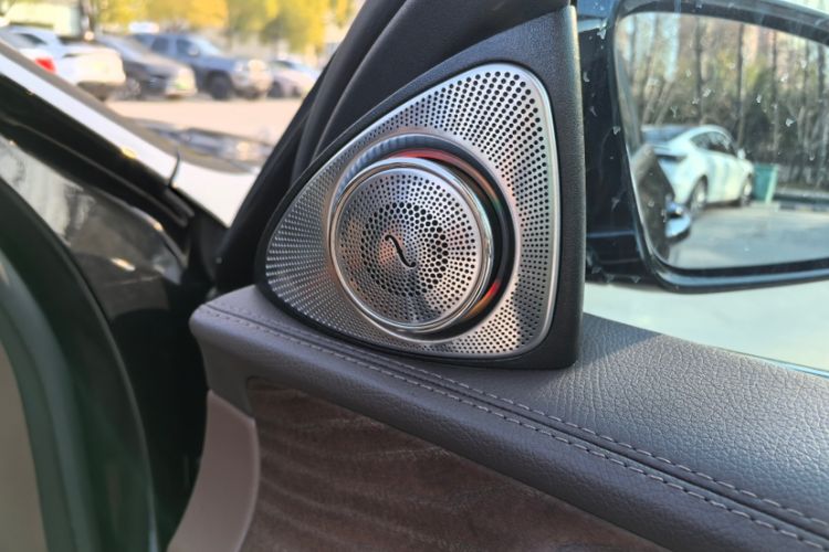 Used Mercedes-Benz E-Class 2023 Facelift E 260 L
