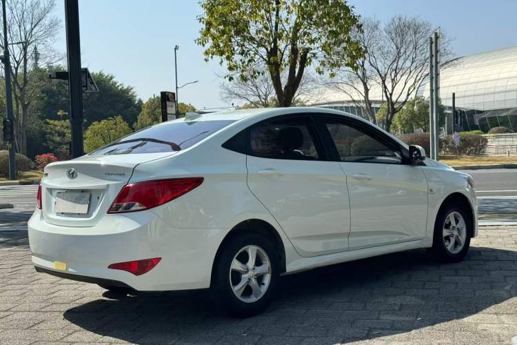 Used Hyundai Verna (older generation) 2016 1.4L Automatic Smart GLS