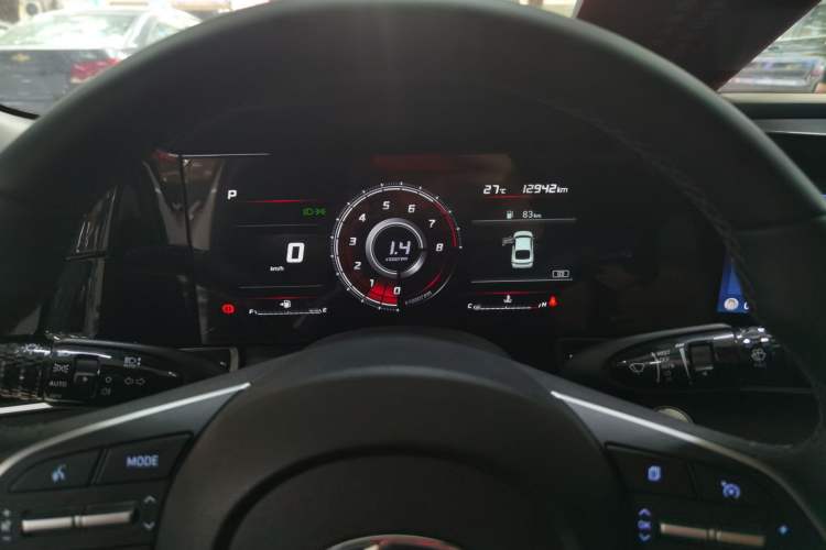 Used Hyundai Elantra 2022 1.5L CVT LUX Prestige Edition
