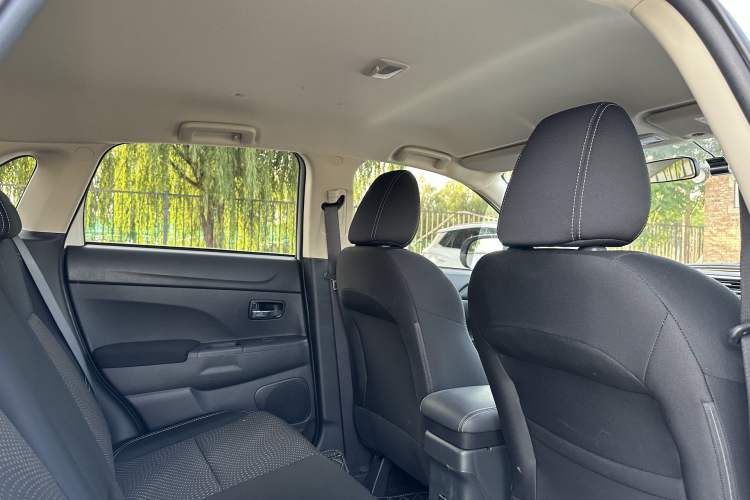 Used Mitsubishi ASX 2020 2.0L CVT Active Version
