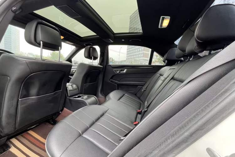 Used Mercedes-Benz E-Class 2015 Facelift E 200 L Sport Edition
