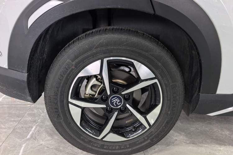 Used BYD Yuan UP 2025 Intelligent Driving Version 401 km Beyond-Range Edition