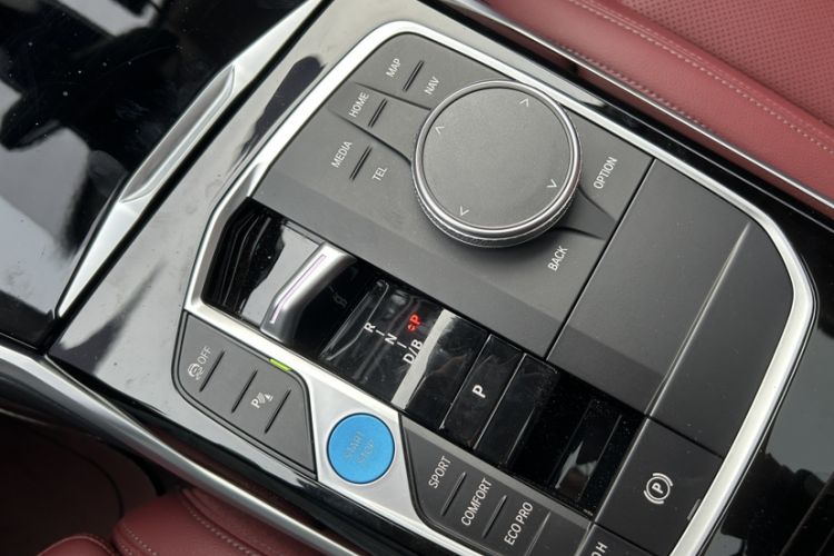 Used BMW i3 2024 eDrive 35 L
