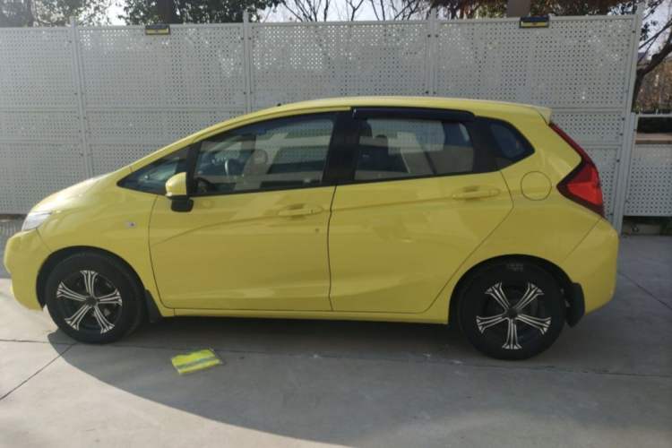 Used Honda Fit 2014 1.5L LX CVT Comfort Model
