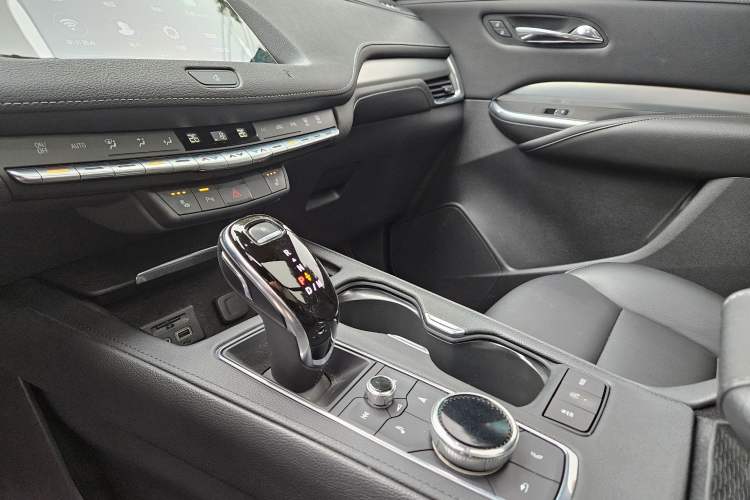 Used Cadillac XT4 2020 Revised Version 28T Two-Wheel Drive Leading Edition
