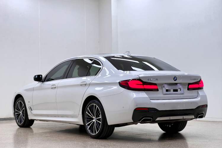 Used BMW 5 Series 2022 Restyled 530Li Leading Edition M Sport Package
