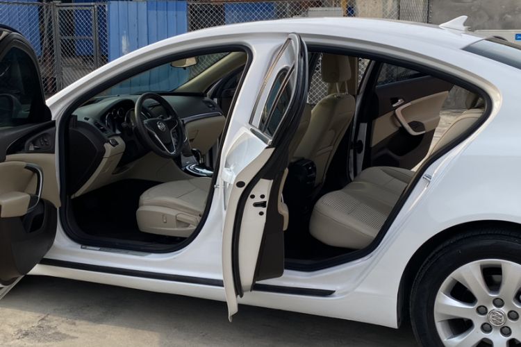 Used Buick Regal 2015 2.0L Leading Fashion Edition
