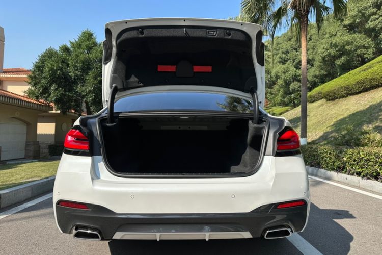 Used BMW 5 Series 2022 Second Facelift 525Li M Sport Package