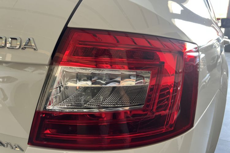 Used Skoda Octavia 2015 1.6L Automatic Yijie Edition
