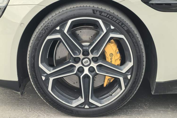 Used  SU7 2024 Four-Wheel Drive Ultra-Long Range Advanced Intelligent Driving Max Edition