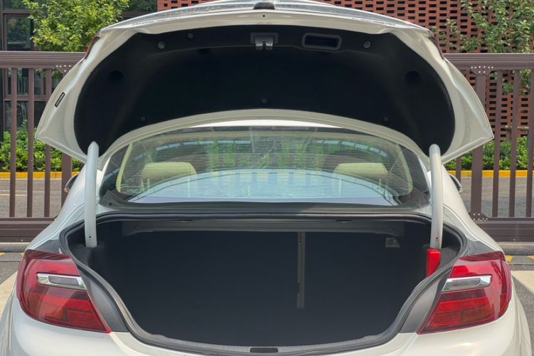 Used Buick Regal 2014 2.0L Leading Fashion Edition
